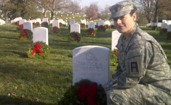MSG Erica Lehmkuhl [SAMC Member] laying wreaths at Veterans as part of Wreaths Across America.